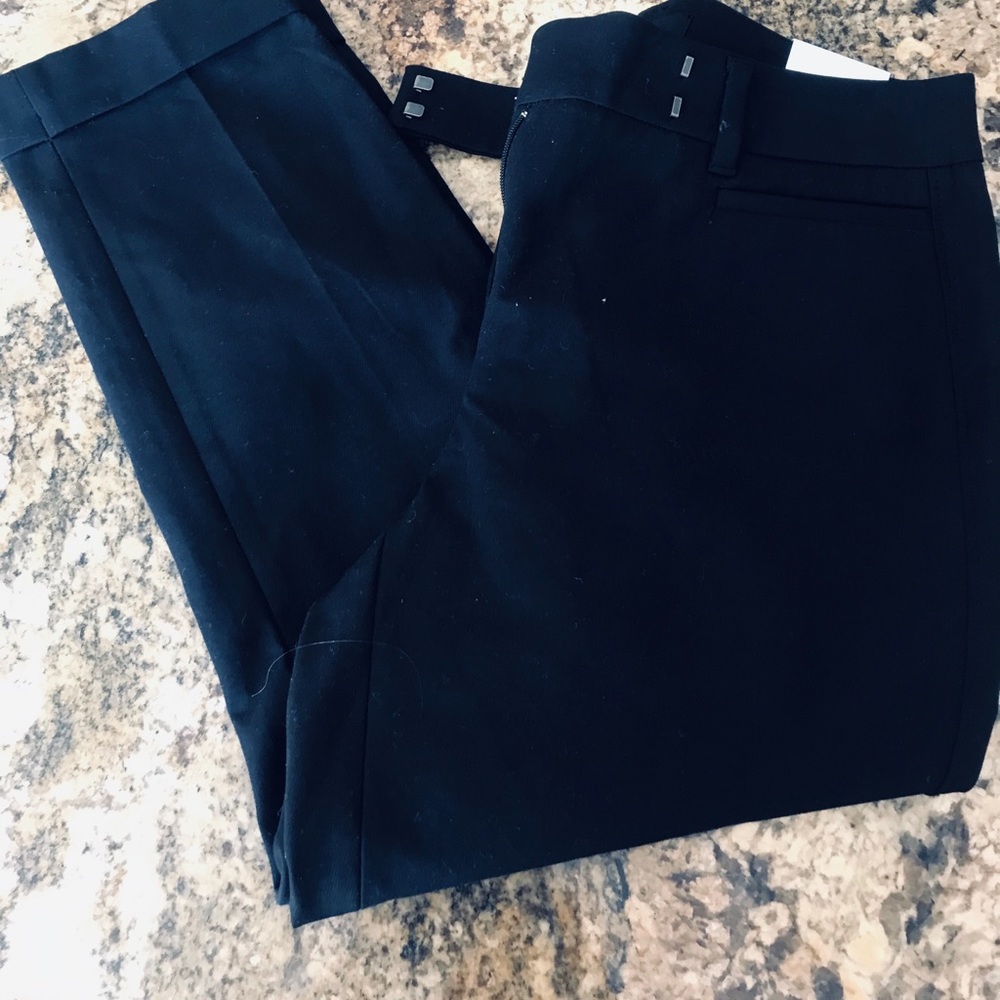 White House Black Market Capri Size 2